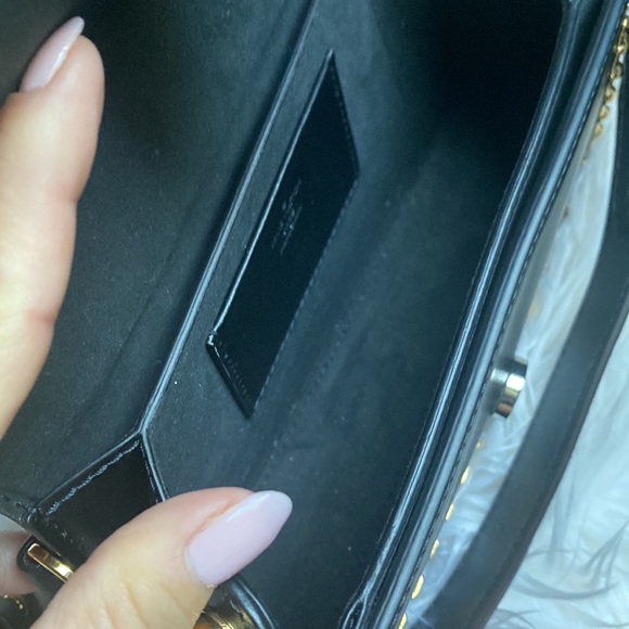 Louis Vuitton bag - Picture 10 of 17